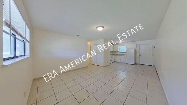 Foto del edificio - 128 Twin Trees Dr