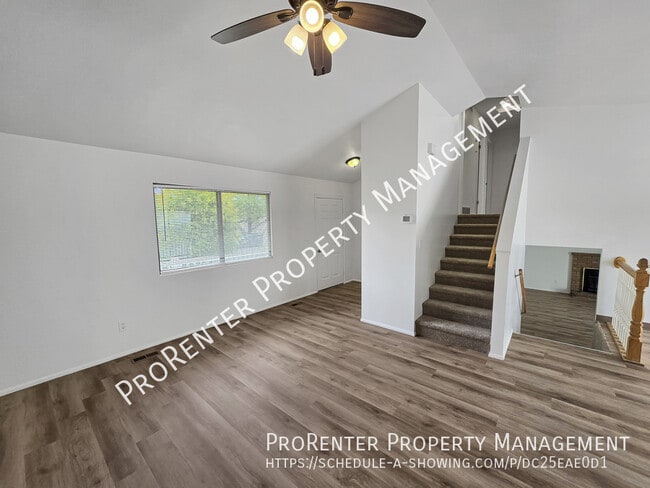 Building Photo - 239 E 975 S
