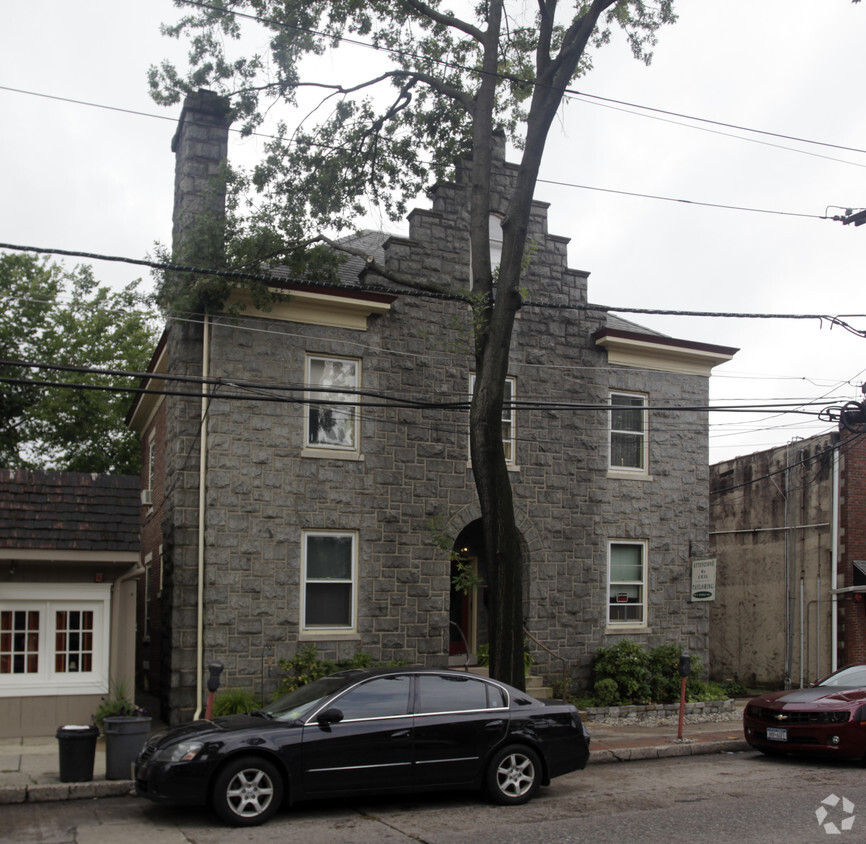 Building Photo - 20-22 S Haddon Ave