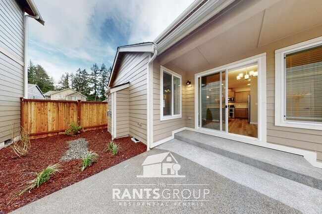 Building Photo - Beautiful Home! Great Location!  Easy I5 A...