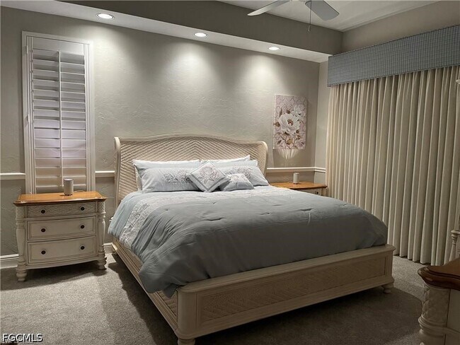 Foto del edificio - 9811 Ensign Ct