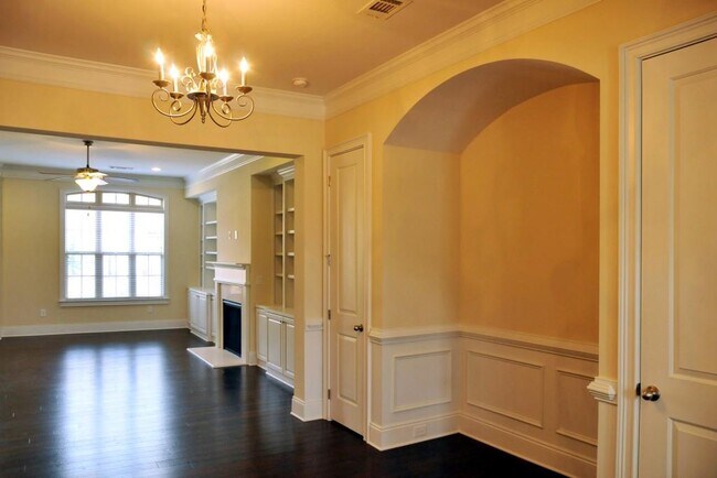 Building Photo - 109 Alderwood Hill NE