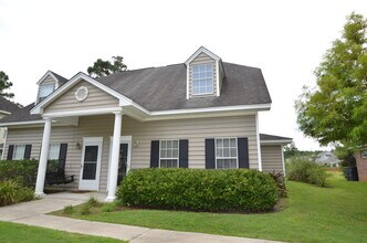 Building Photo - 4846 Habersham Ln