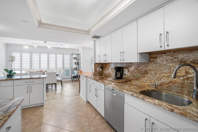Foto del edificio - 4001 N Ocean Blvd