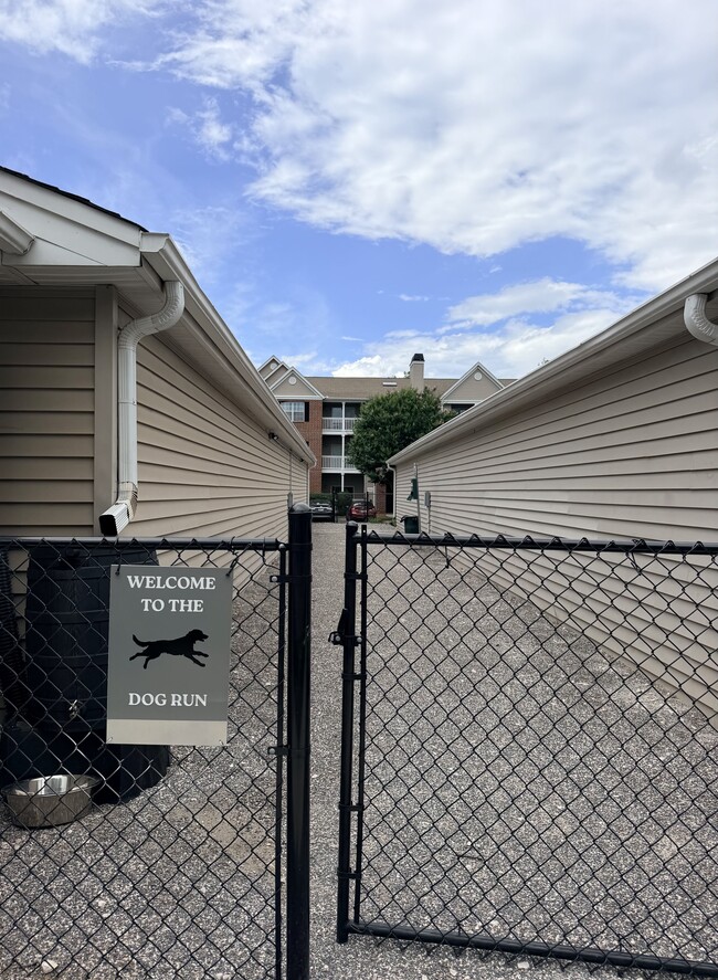 Building Photo - Walker's Crossing