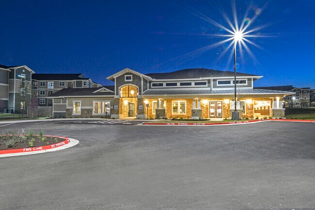 Foto del edificio - Bridge at Harris Ridge