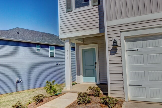 Foto del edificio - 5030 Poplin Vly