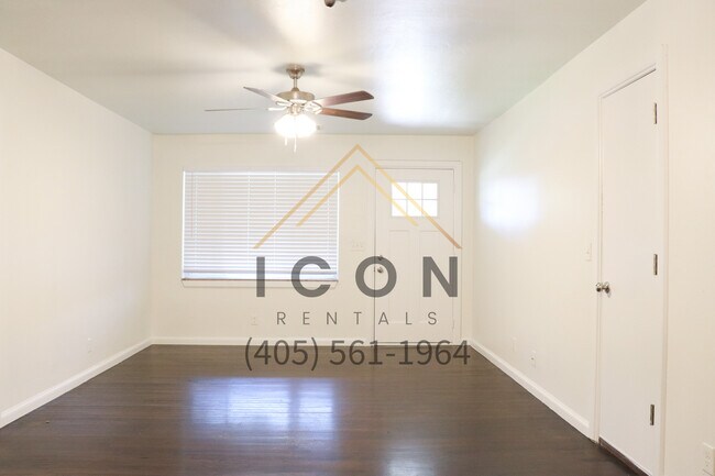 Foto del edificio - 3717 NW 51st Pl