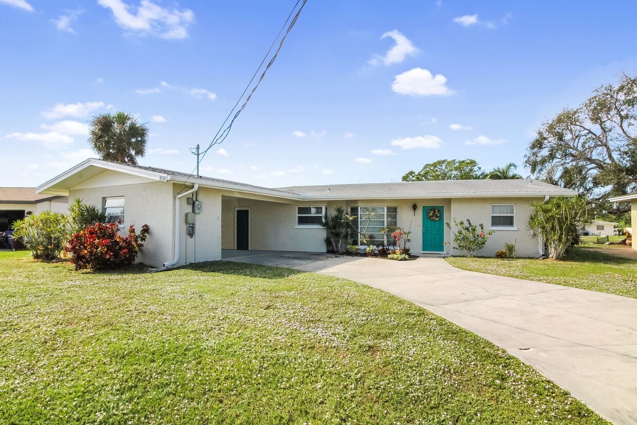 Primary Photo - 1608 Neponsit Dr
