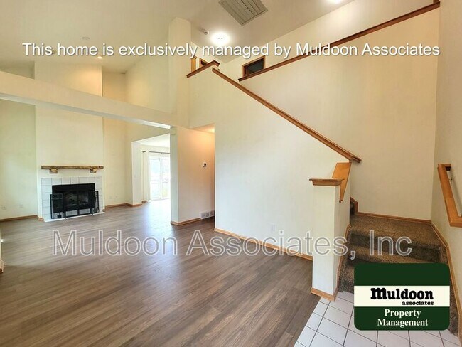 Building Photo - 4408 Bramble Ln