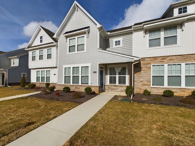 Foto del edificio - 6127 Buntline Ln