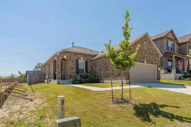 Foto del edificio - 3592 Vuitton-