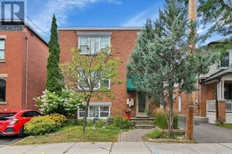 Building Photo - 55 Ivy Crescent