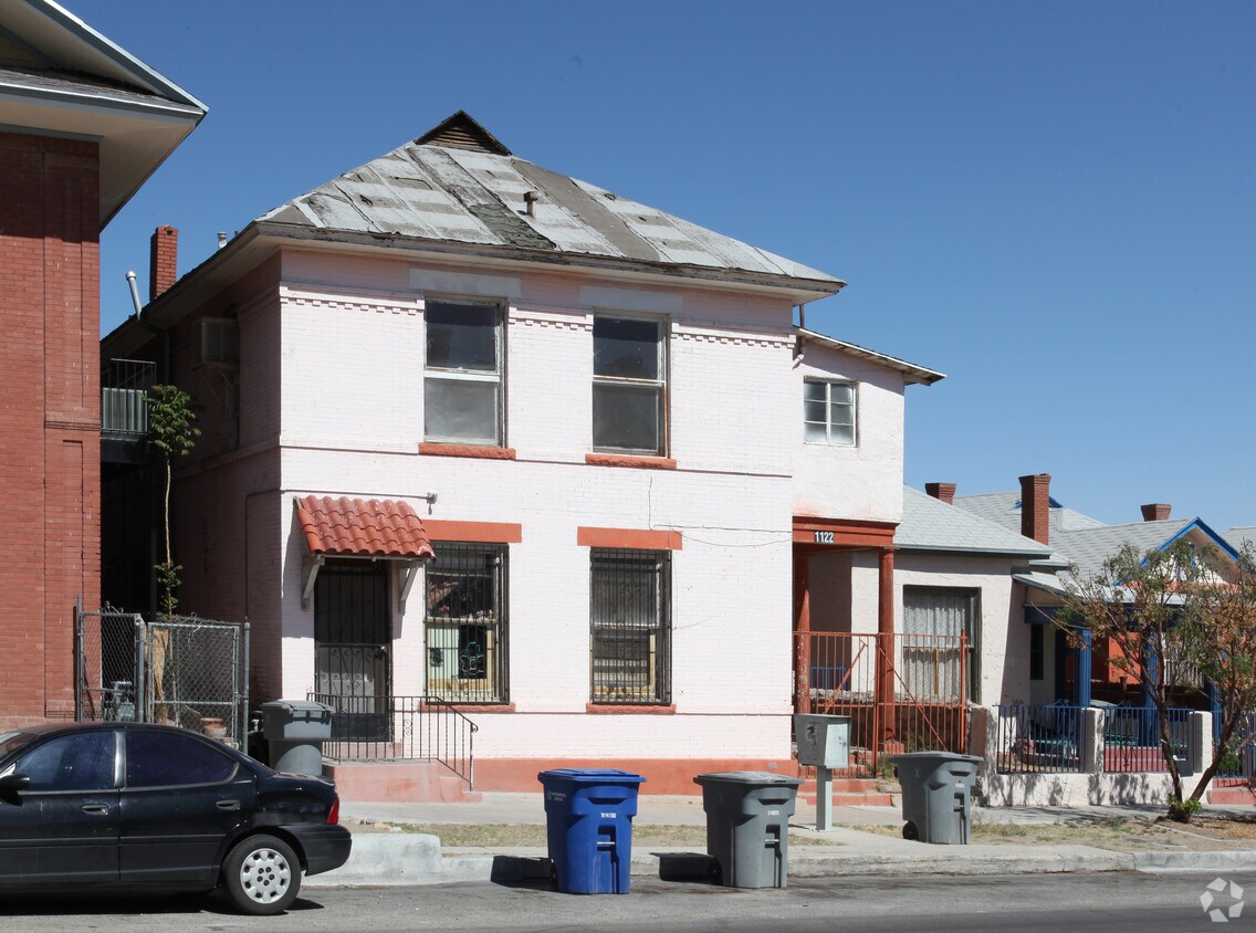 Building Photo - 1122 El Paso St