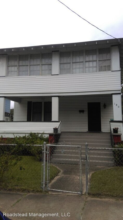 Primary Photo - 2 br, 1 bath House - 180 A Congress St
