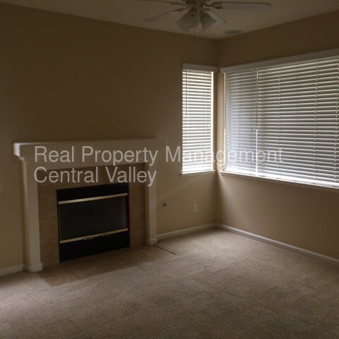 Foto del edificio - 272 Fairmont Ln