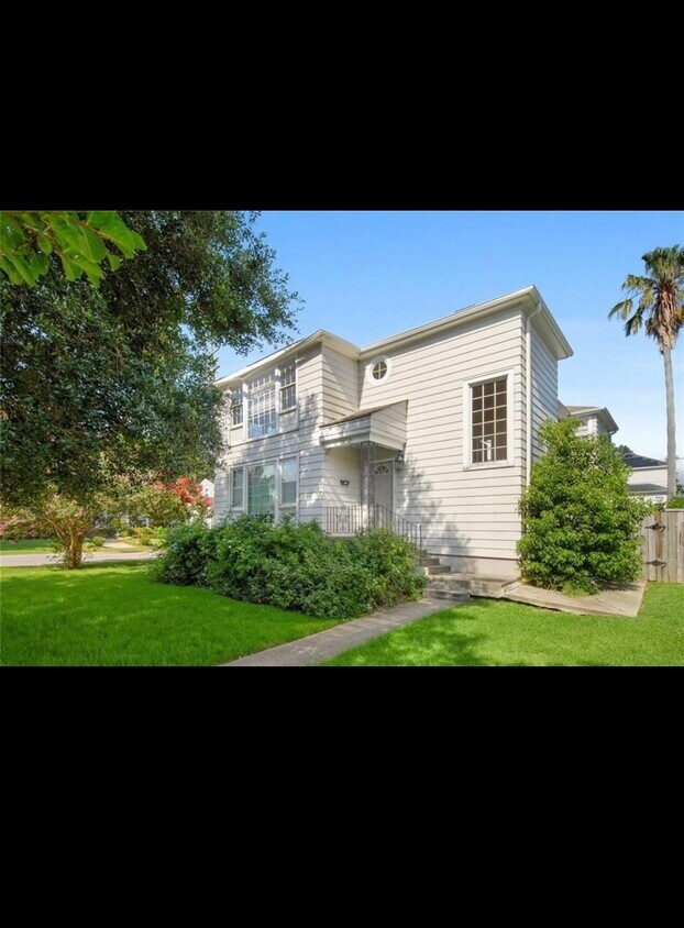 6800 Louisville St, New Orleans, LA 70124 Townhome Rentals in New
