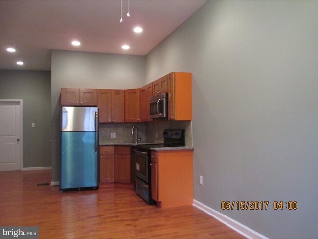 Building Photo - 2209 Carpenter St