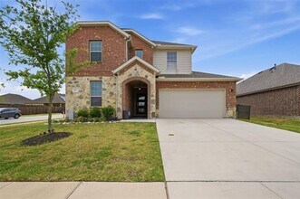 Building Photo - 617 Range Dr