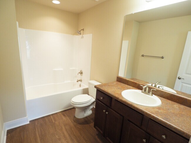 Building Photo - Cozy home in Copperwood Subdivision!