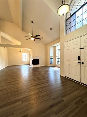 Foto del edificio - 811 Fairlawn St