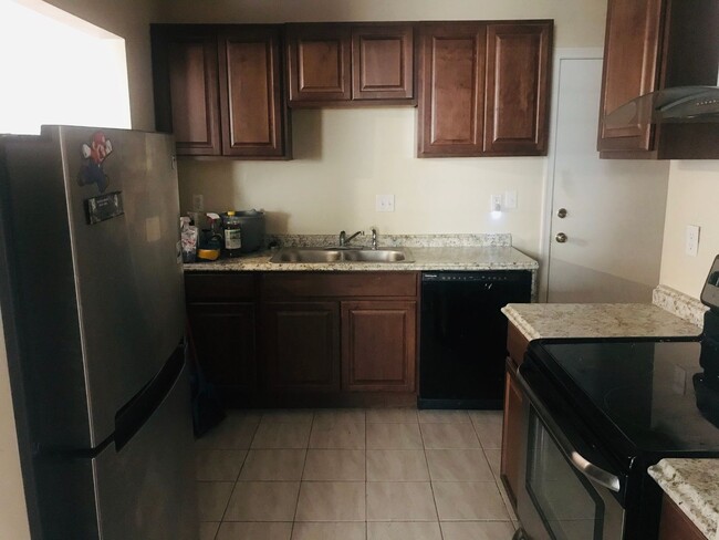 Foto del edificio - Welcome to 3417 Faraday Lane! "ASK ABOUT O...