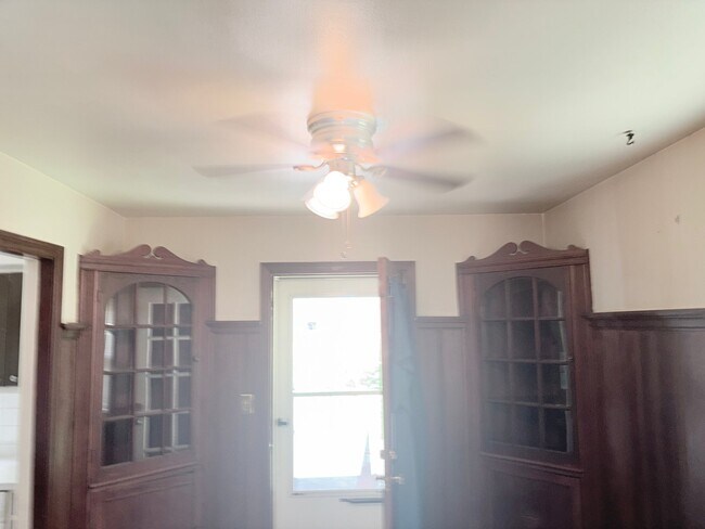 Foto del edificio - 1618 S Dixon Cir