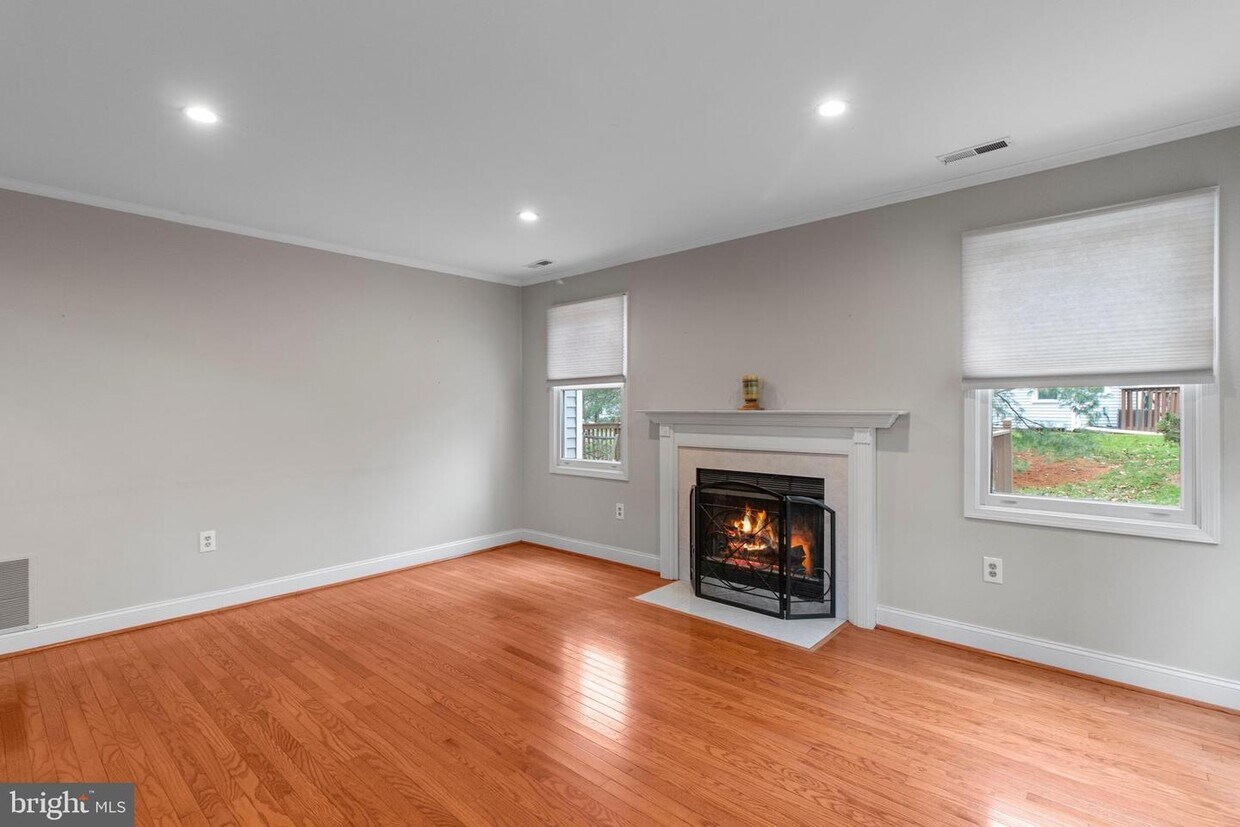 Foto principal - 118 Brittany Ct