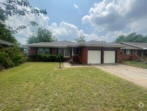 Building Photo - 2732 NW 65th St