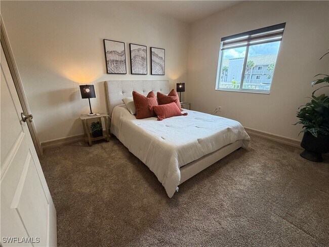 Building Photo - 7839 Regal Heron Cir