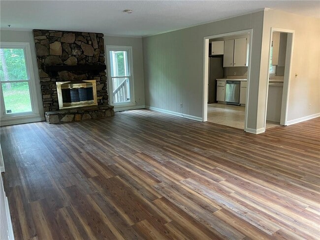 Building Photo - 3441 Brookhill Cir