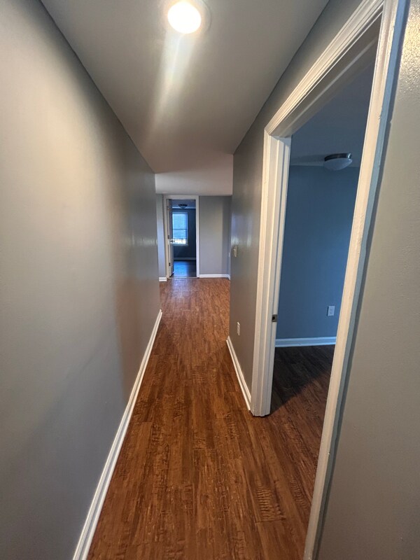 Foto del edificio - 240 Riverview Ave