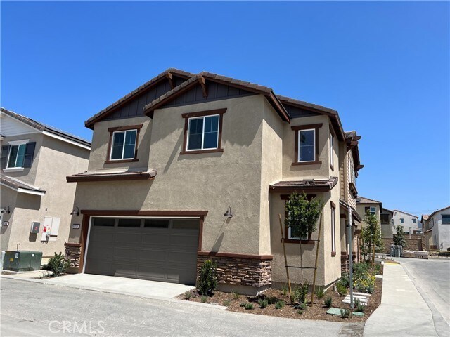 Foto principal - 16036 Olivas Ln