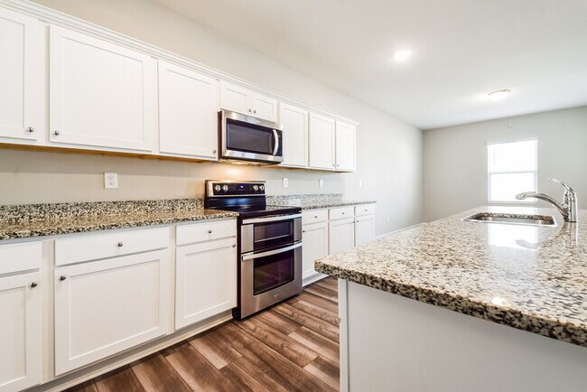 Foto del edificio - 3939 Kendrick Cir