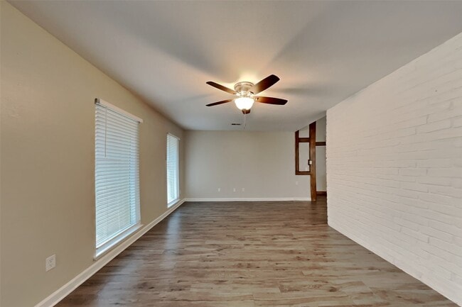 Building Photo - 3819 Honey Brook Dr