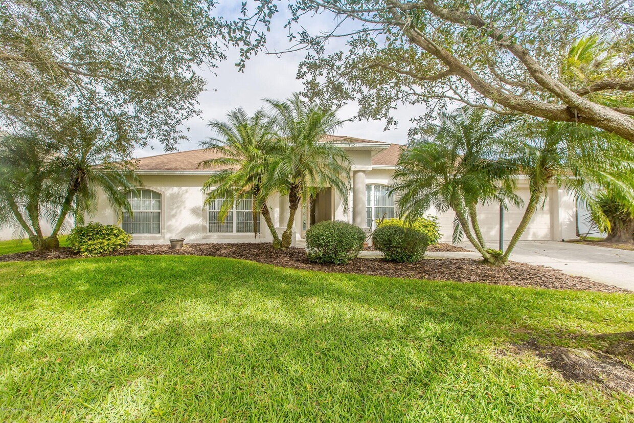 2502 Woodfield Cir, Melbourne, FL 32904 House Rental in Melbourne, FL
