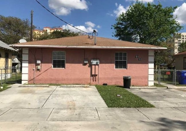 Building Photo - 163 NE 76th St