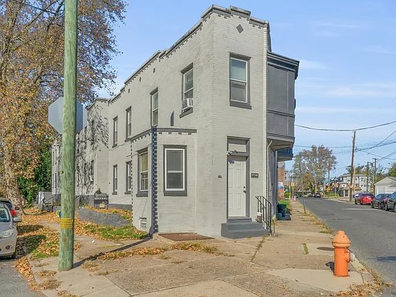 Foto del edificio - 6746 Martins Mill Rd