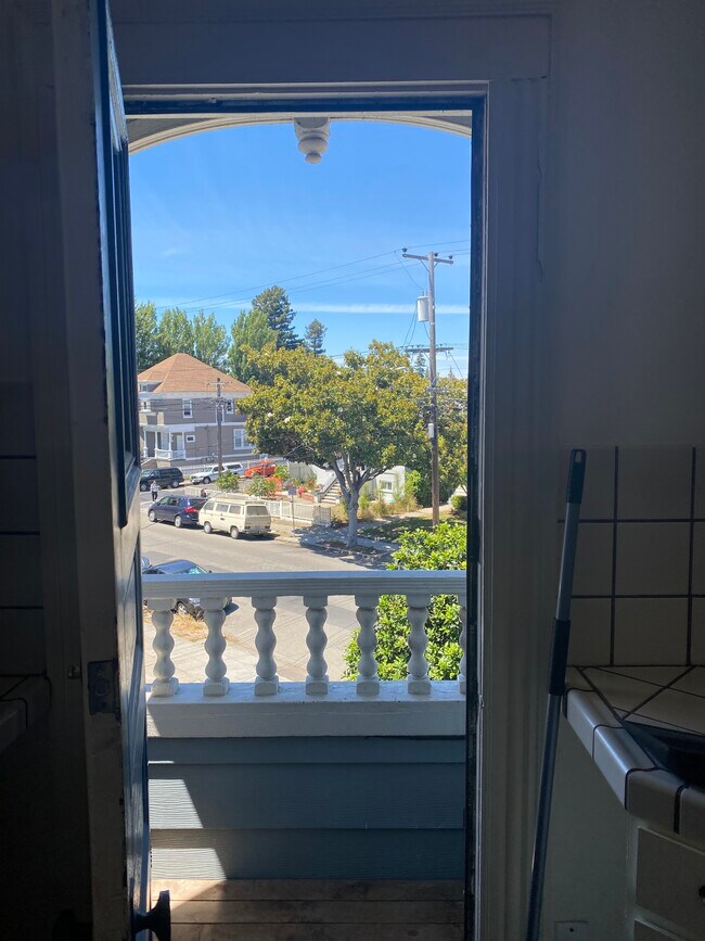 Juliet balcony - 2212 Clinton Ave