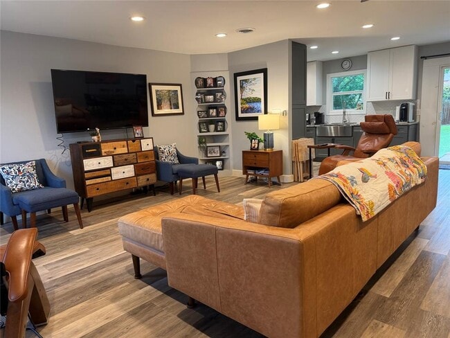 Foto del edificio - 1708 Princeton Ave