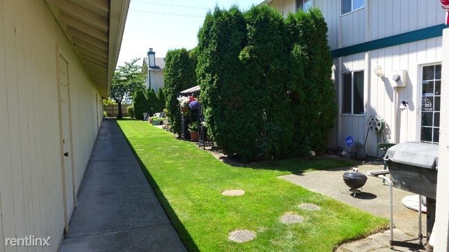 Foto del edificio - 5304 NE 84th Loop