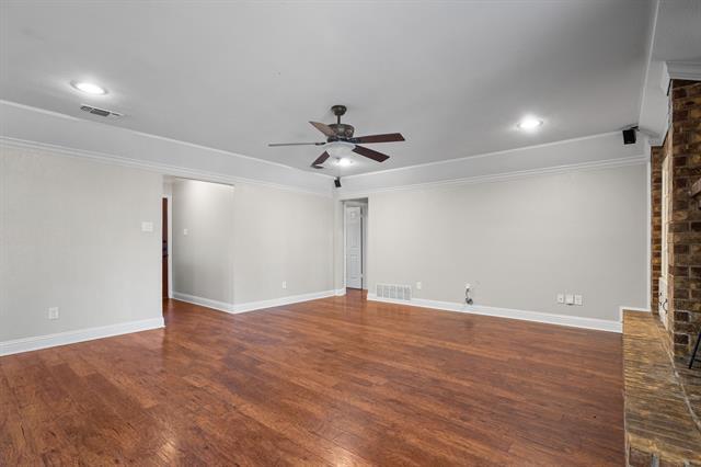 Building Photo - 116 Springhill Dr