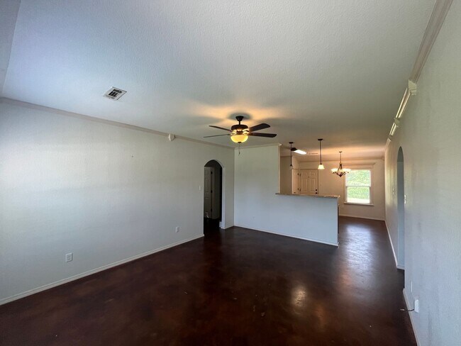 Foto del edificio - New Listing!