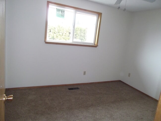 Building Photo - 111 N 67th Ave