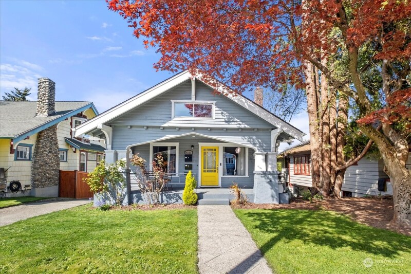Primary Photo - 4111 6th Ave