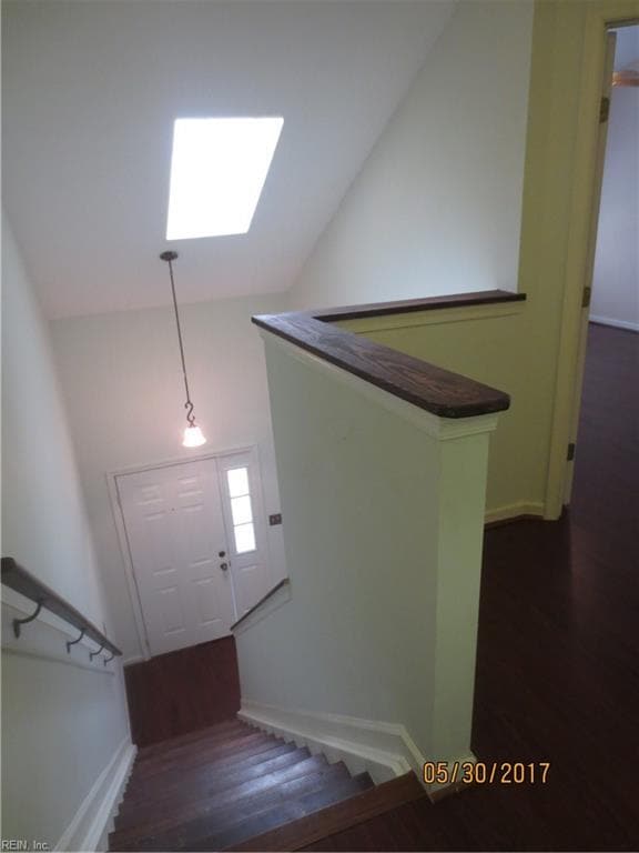 Building Photo - 173 Corwin Cir