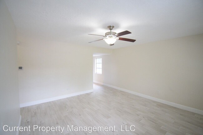 Building Photo - 4521 Fluvia Ave