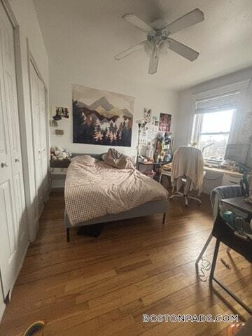 Foto del edificio - 151 Park Dr