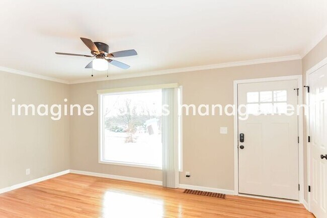 Foto del edificio - Large 3 Bedroom Single Family Home in St. ...