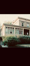 Building Photo - 114 W Gilman St